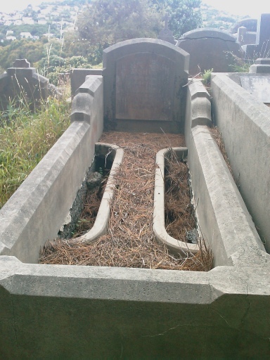 headstone