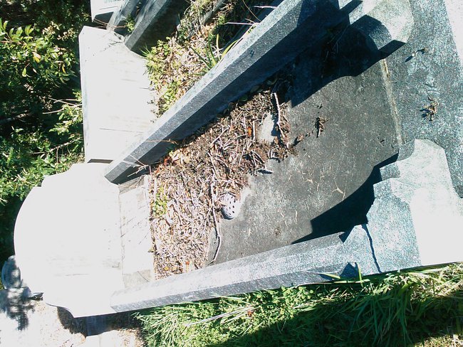 headstone