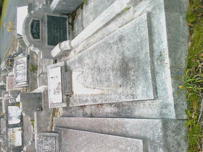 headstone