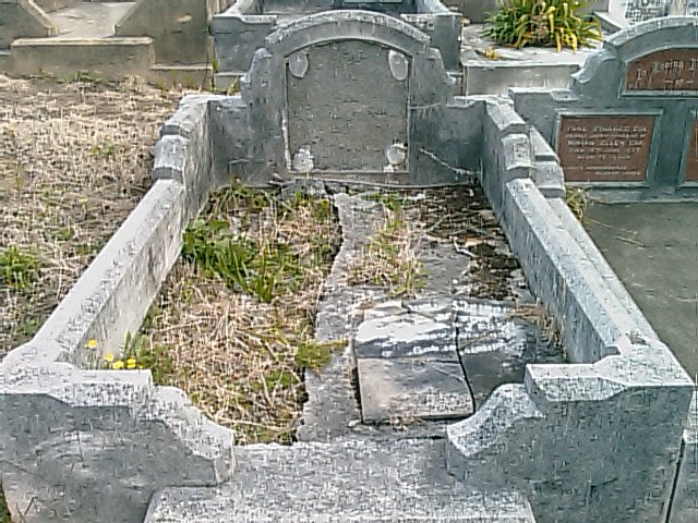 headstone