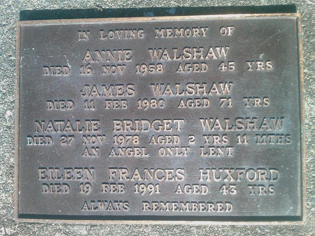 headstone