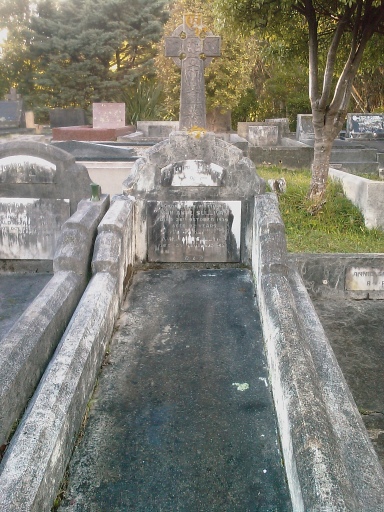 headstone