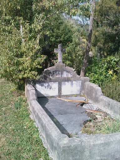 headstone
