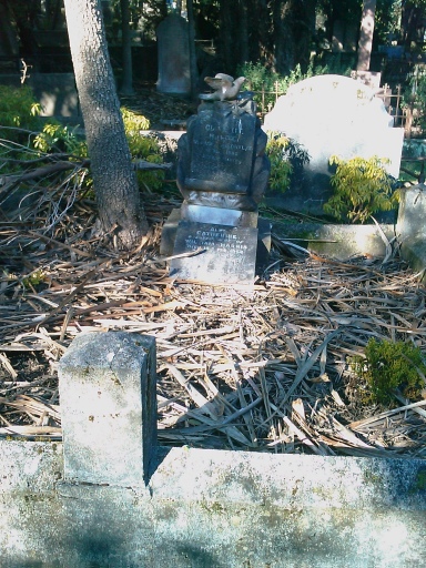 headstone