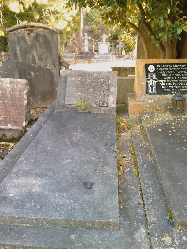 headstone