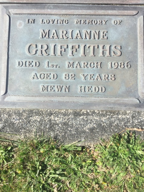 headstone