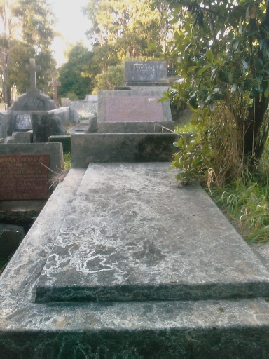 headstone