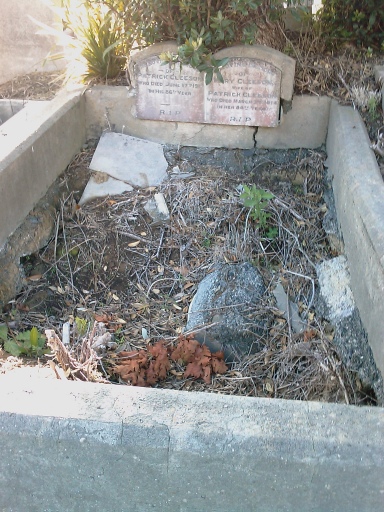 headstone