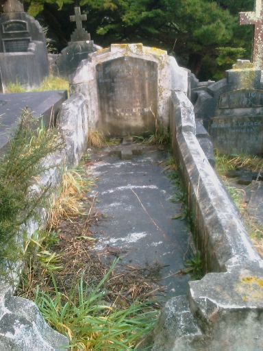 headstone