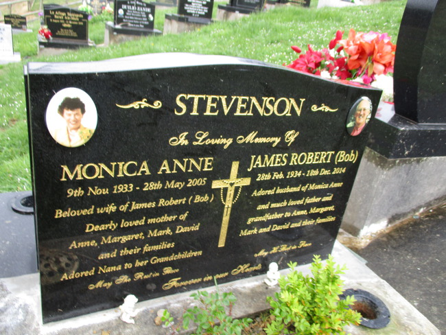 headstone