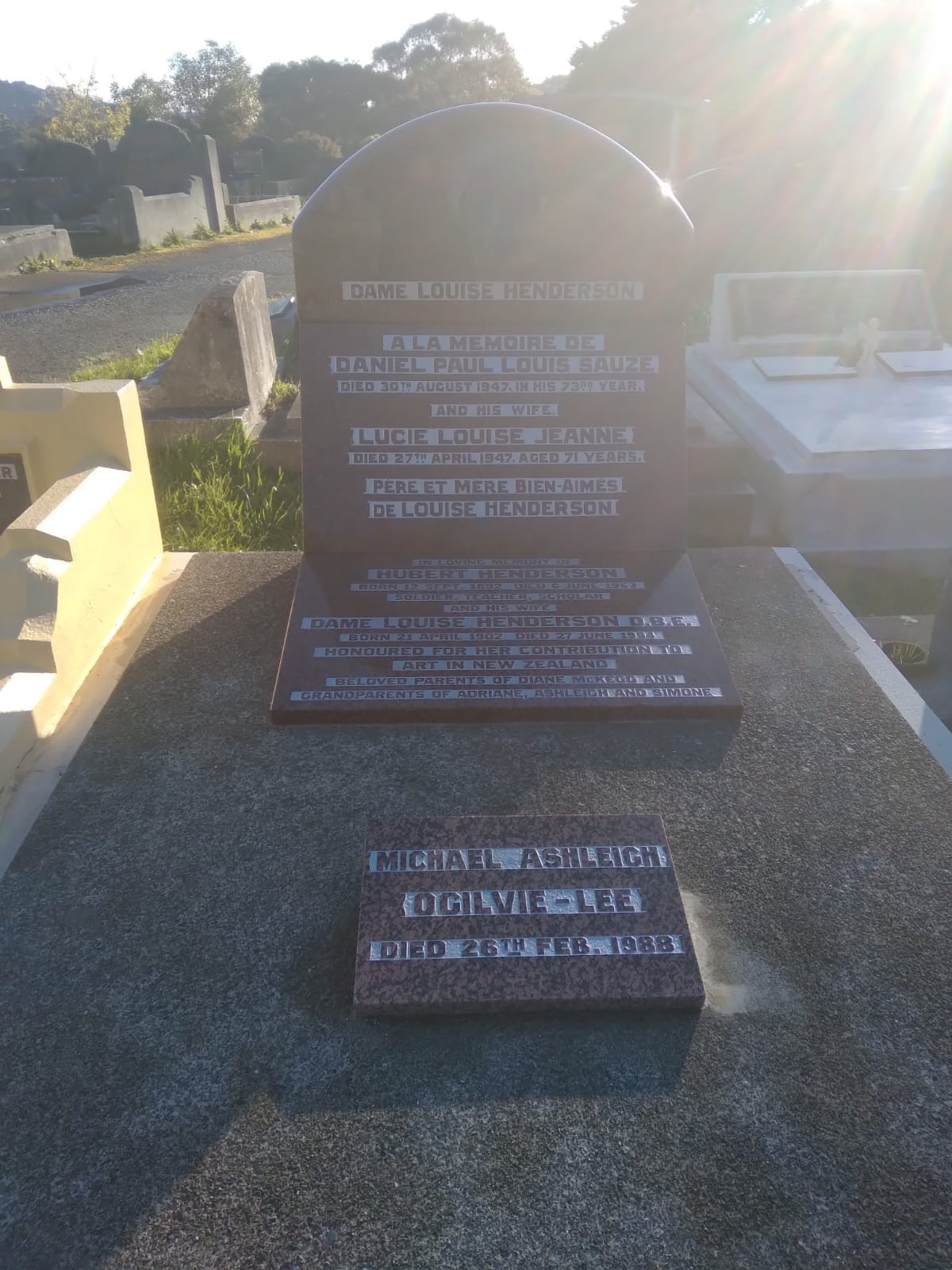 headstone