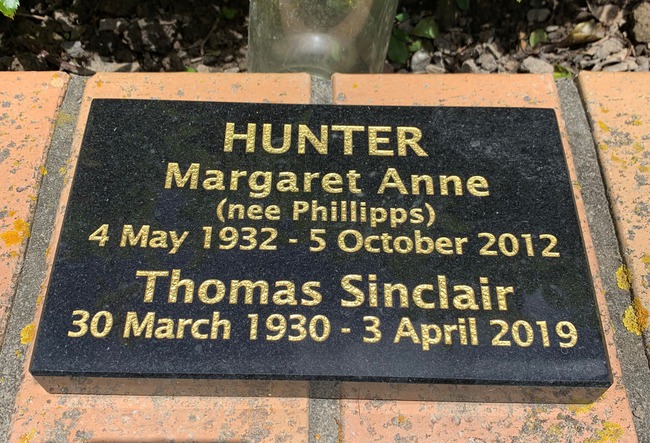 headstone