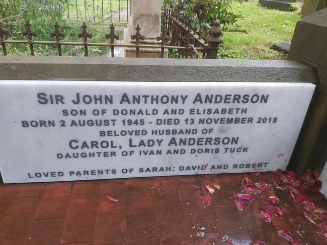 headstone