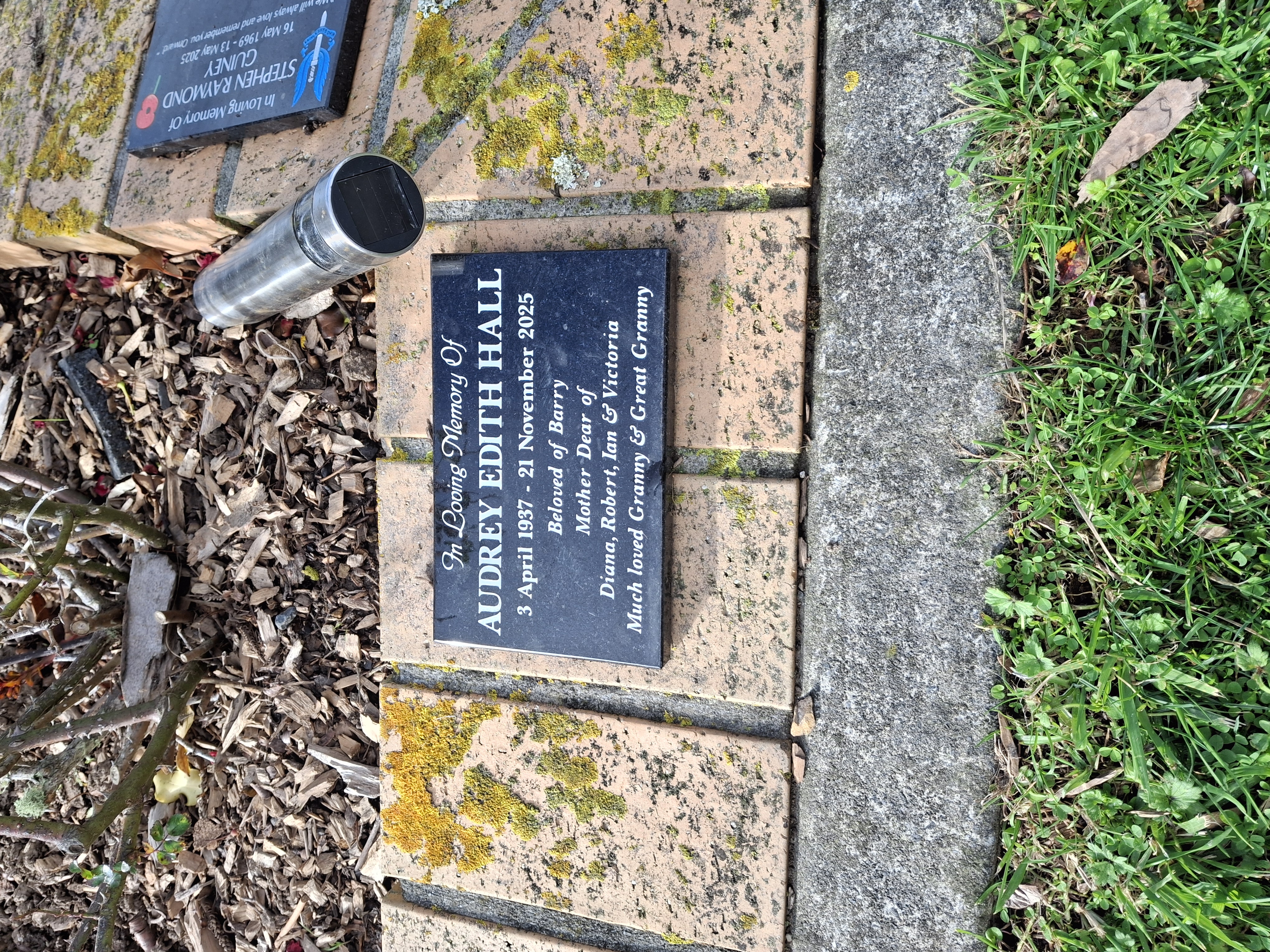 headstone