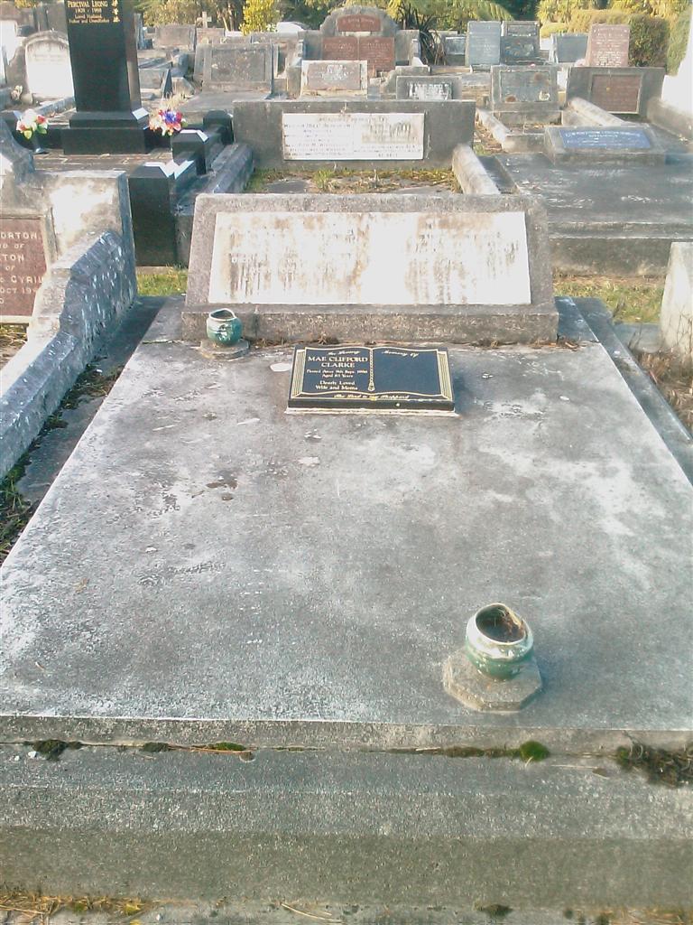 headstone