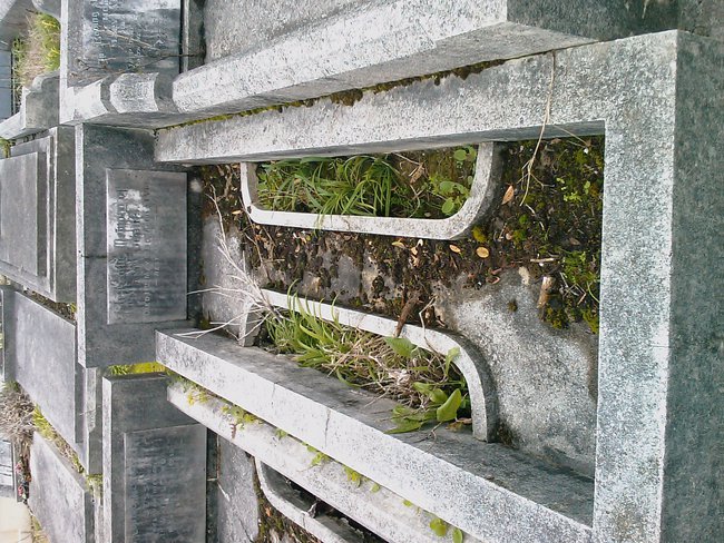 headstone