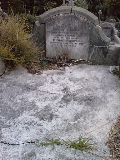 headstone
