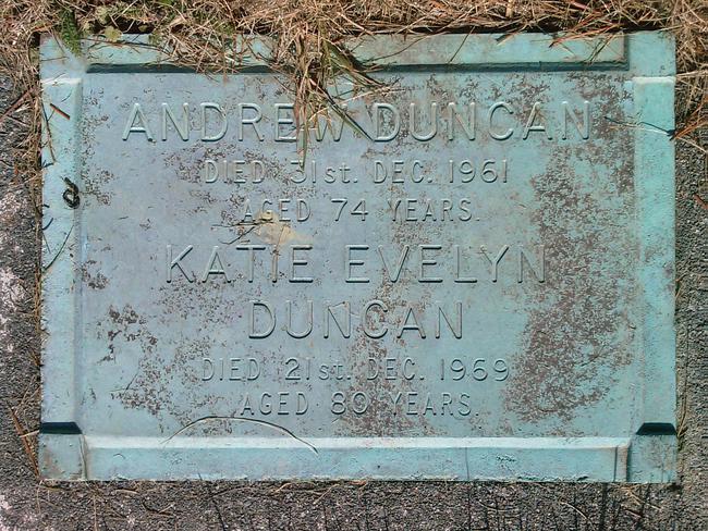 headstone