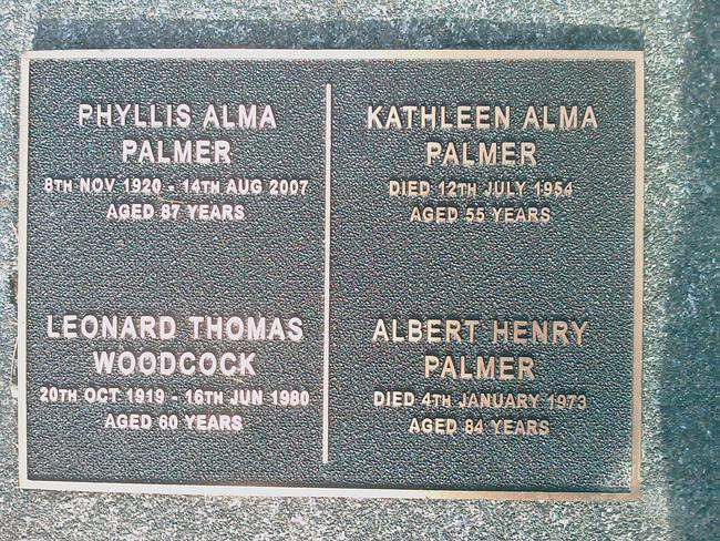 headstone