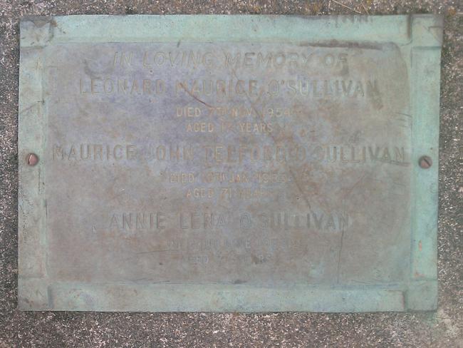 headstone