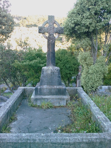 headstone