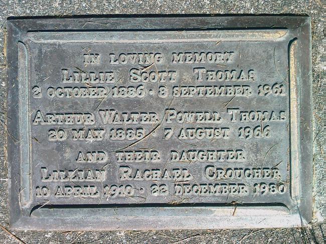 headstone