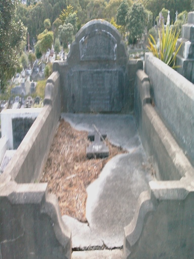 headstone