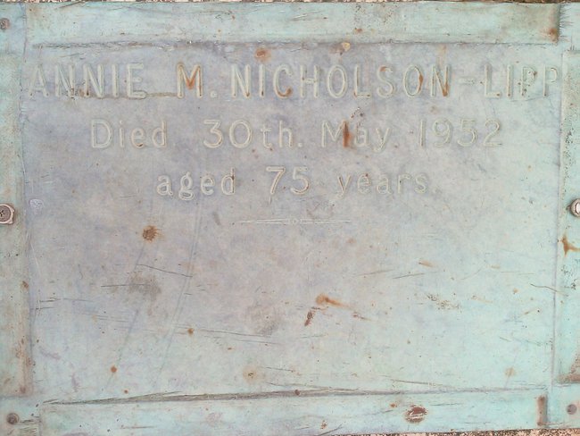 headstone