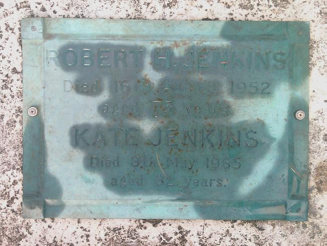 headstone