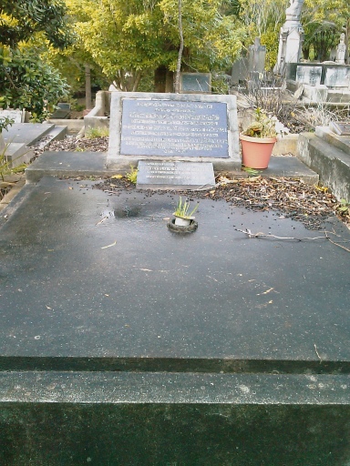 headstone