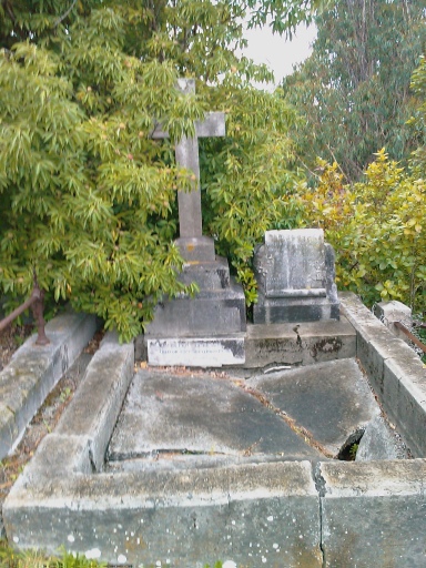 headstone