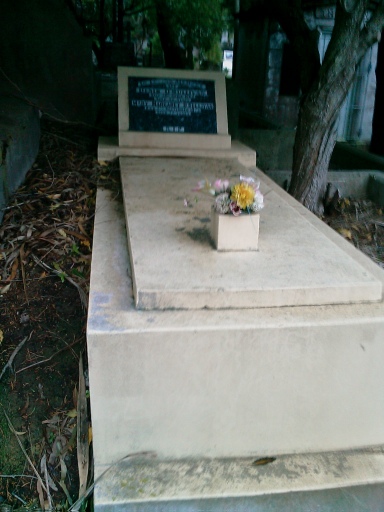 headstone