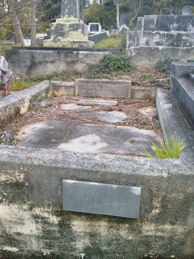 headstone