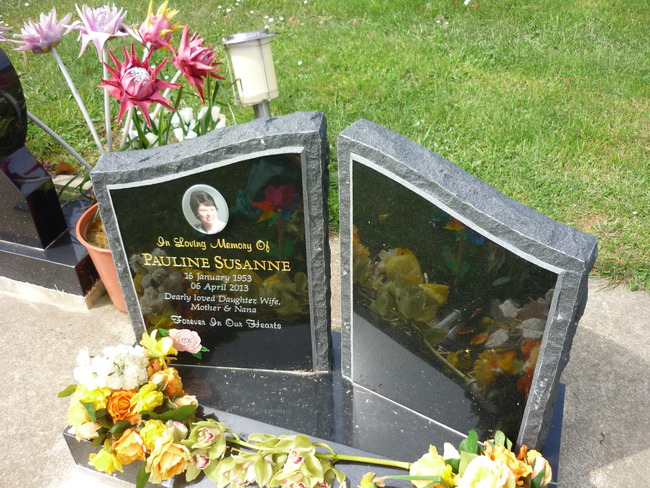 headstone